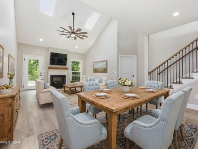 232 Sugartree Ln