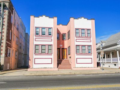 6211 Ventnor Ave APT 300