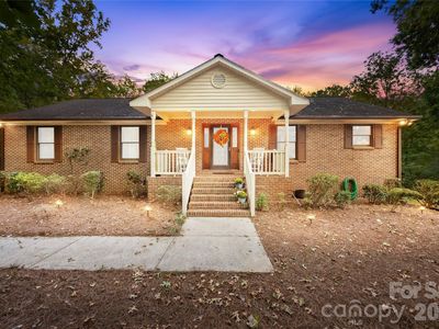 16208 Deepwood Pl
