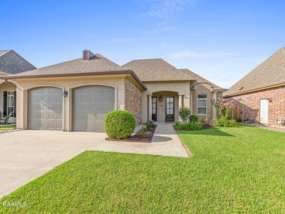104 Flora Springs Dr