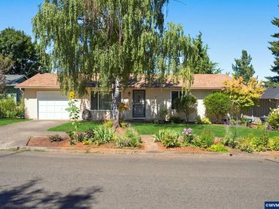4541 Anneka Loop SE