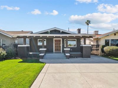 1848 Middleton Pl