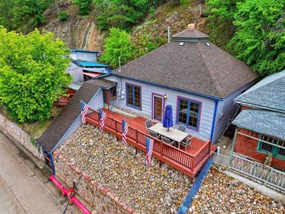 64 Denver Ave