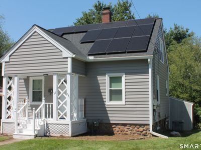 39 Plumb Avenue