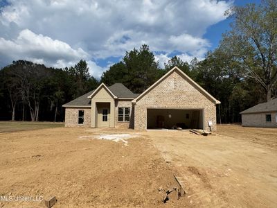 221 New Haven Ln