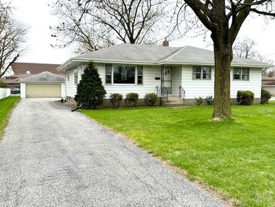 16779 Cottage Grove Ave