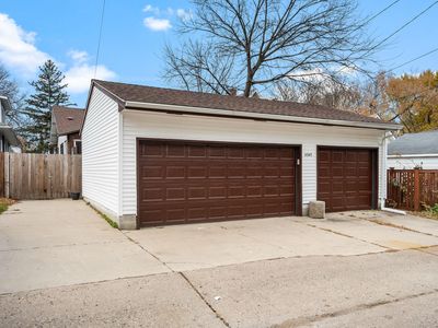 4549 Wentworth Ave