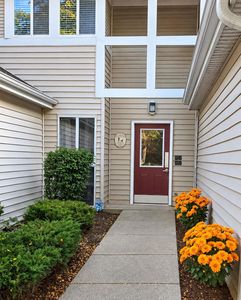 815 W Puetz ROAD