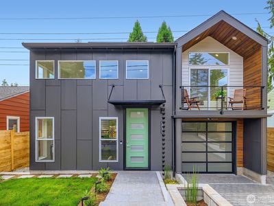 9815 Fremont Avenue N