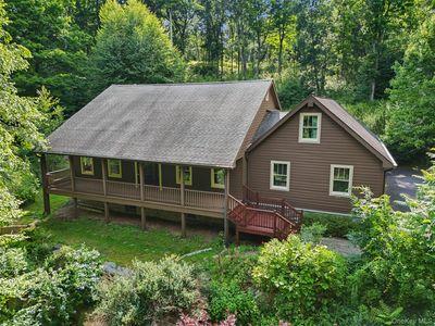39 Miller Hill Woods Court