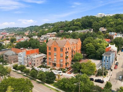 412 Liberty Hl Unit 1D