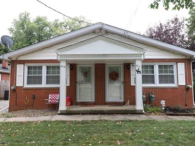 Property at 611-613 S Broadway St, Medina, OH