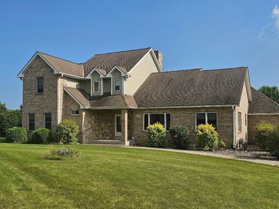 Property at 145 Victoria CIRCLE, Union Grove, WI