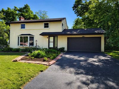 10 Blossom Cir W