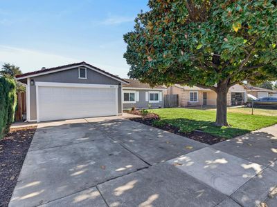 8762 Lansdowne Dr