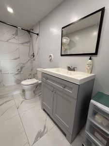8429 Forest Hills Dr APT 301