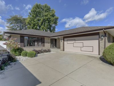 17032 University Ave