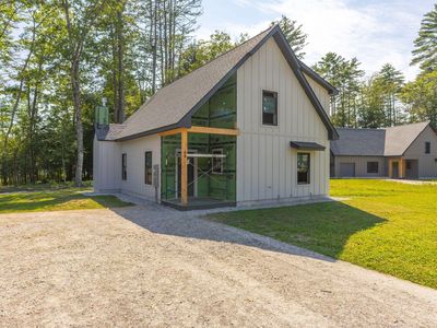 64 East Point Way