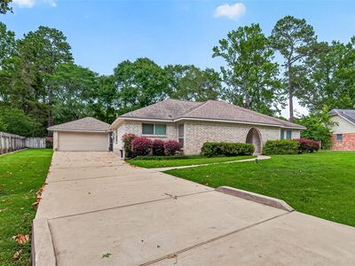 737 Holly Springs Dr