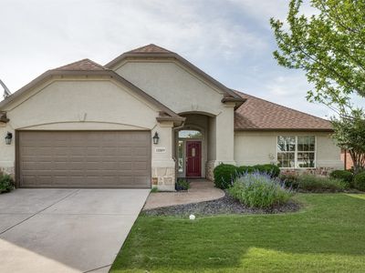 11009 Southerland Dr