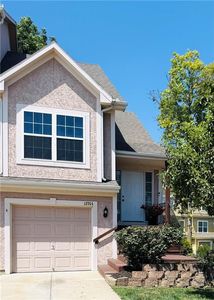 Property at 13744 Grove Ave, Bonner Springs, KS