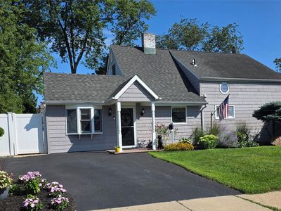 Property at 140 Springtime Lane W, Levittown, NY