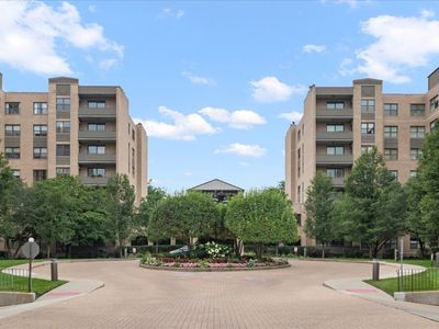 4545 W Touhy Ave APT 217W