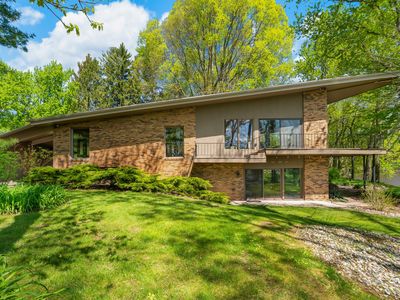 2135 Derfla Dr