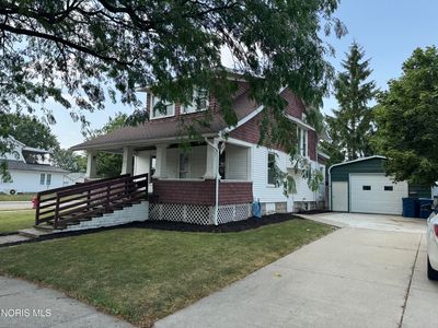 503 E High St