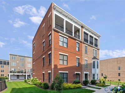 373 Bramber Walk APT B