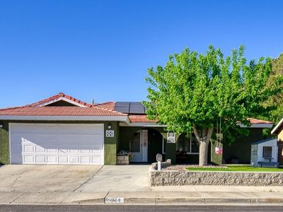 244 W Rader Ave
