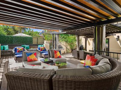 318 E Villaggio