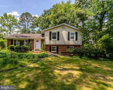 3236 Woodland Ln