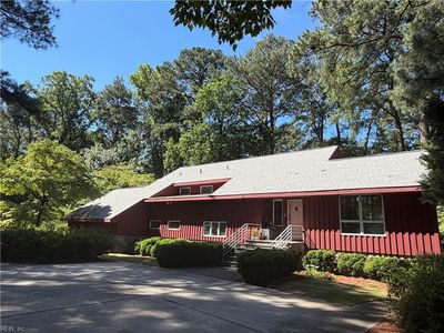 1701 N River Rd