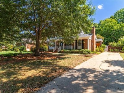 2014 Medhurst Dr