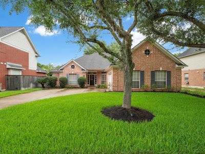 7319 Emerald Glen Dr