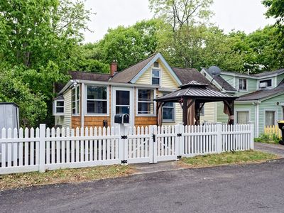 330 Mount Wayte Ave