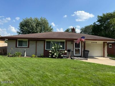 2038 Greenwich Ln