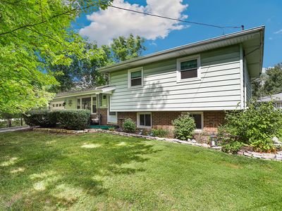 17558 Thorndale Ct