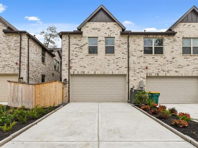 2722 Woodforest Pkwy N