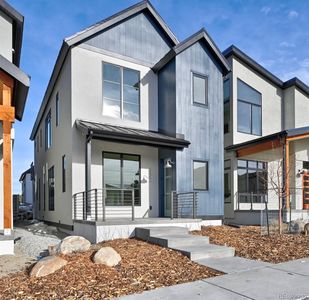 432 E Arkansas Street