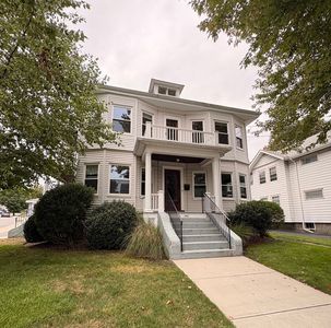 340 School St