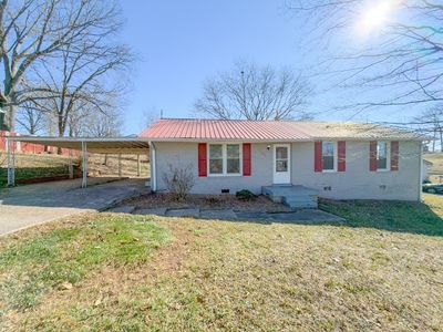 1704 Walnut Ave