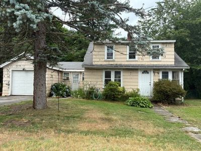 2 Barden Ln