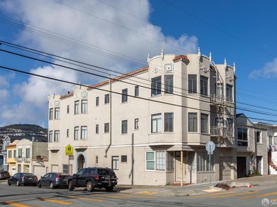 212 Jules Ave