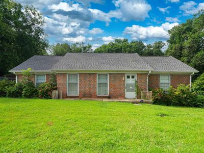 453 Sunhill Rd