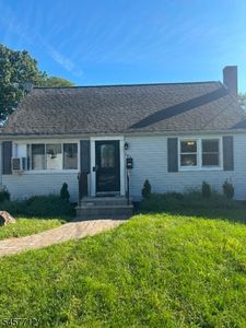 162 Harding Ave