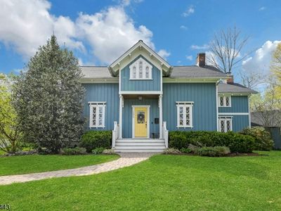285 Plainfield Ave
