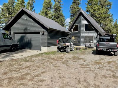 3505 Deer Ln