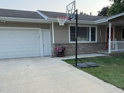 Property at 423 W Jack Frost St, Avoca, IA